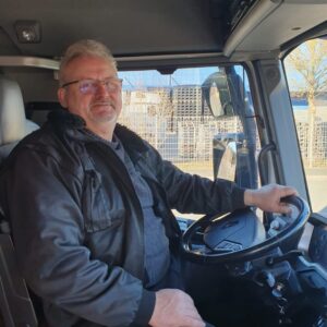 WhatsApp Image 2025-02-02 at 20.10.01